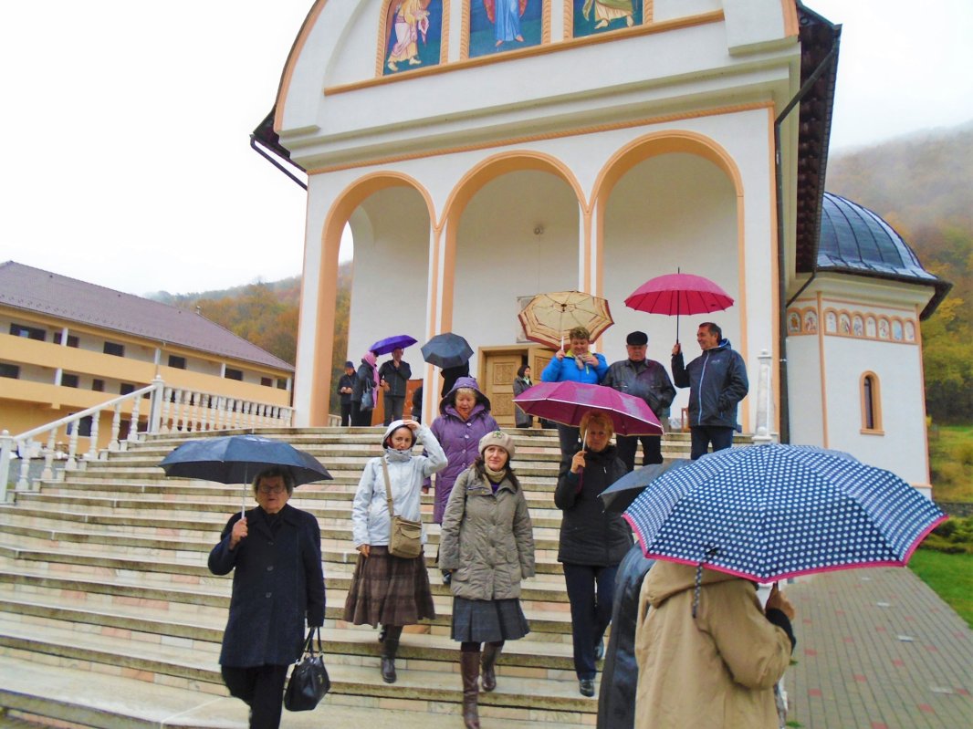 Pelerini clujeni la sfintele lăcașuri din Munții Apuseni 50234