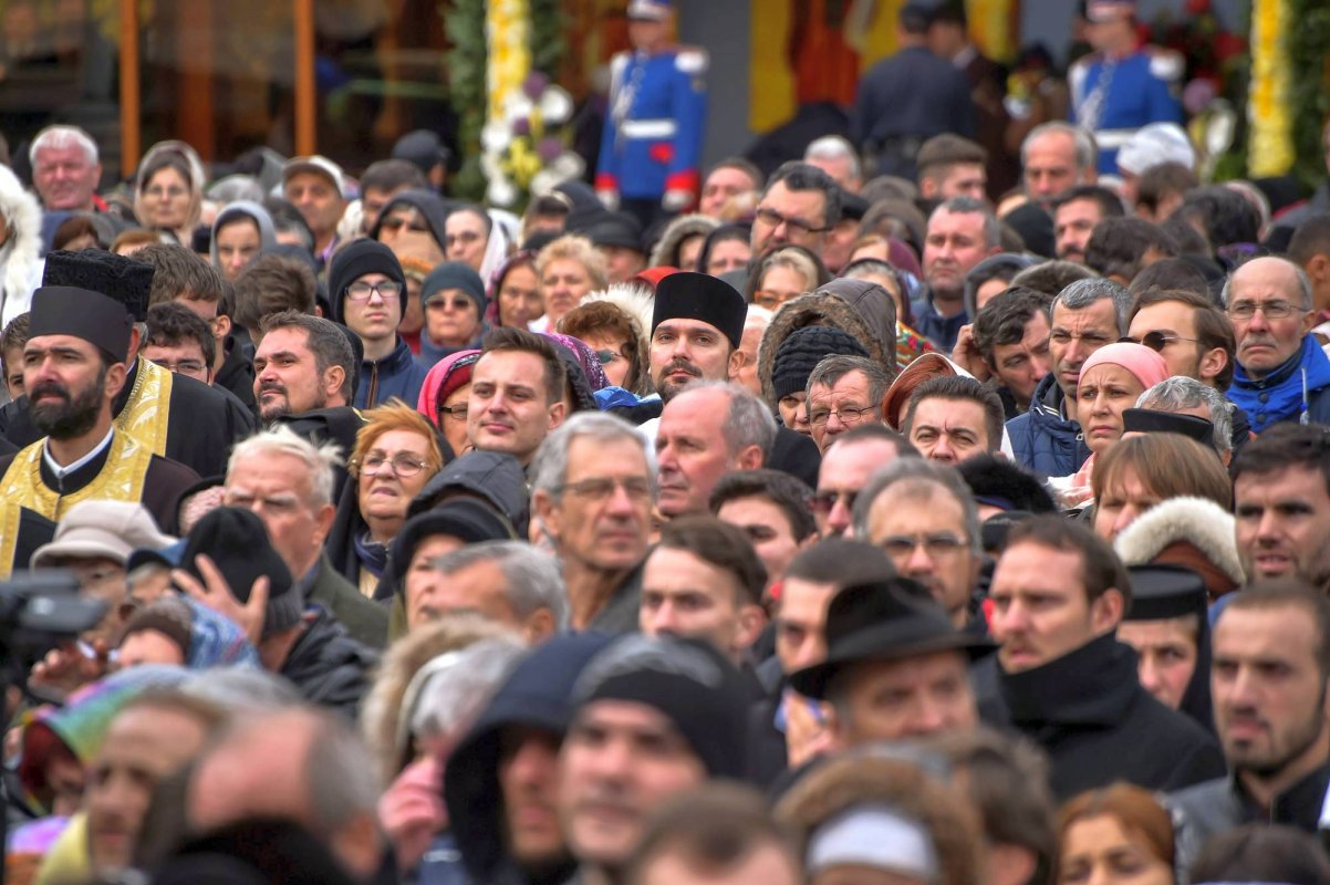 Comunitatea zidește persoana umană 50152