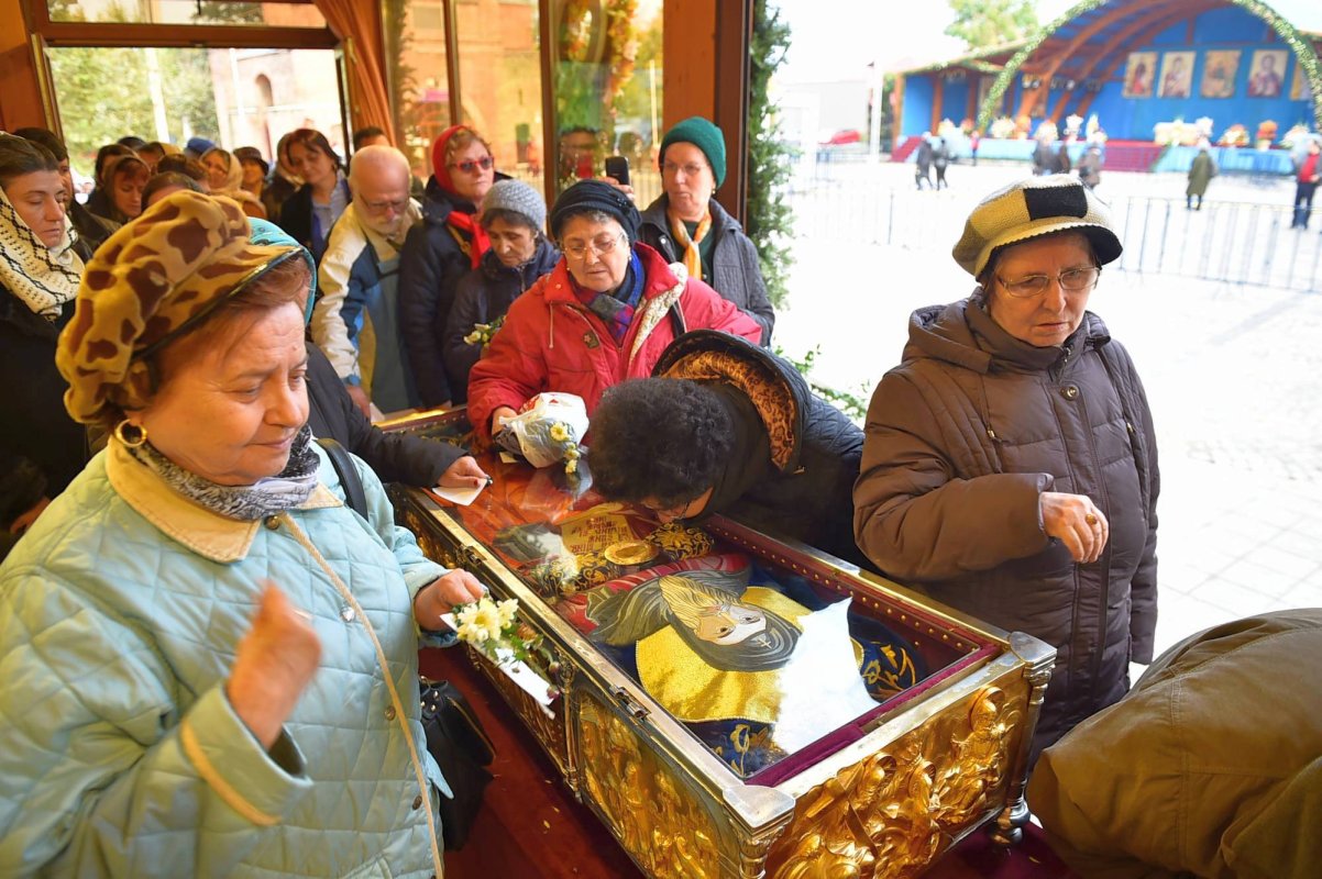 Rugăciunile către el nu rămân niciodată fără răspuns 50166