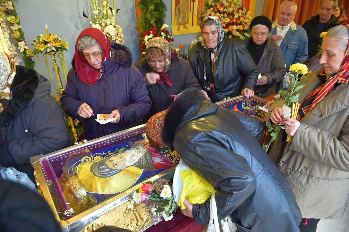 Rugăciunile către el nu rămân niciodată fără răspuns 50168