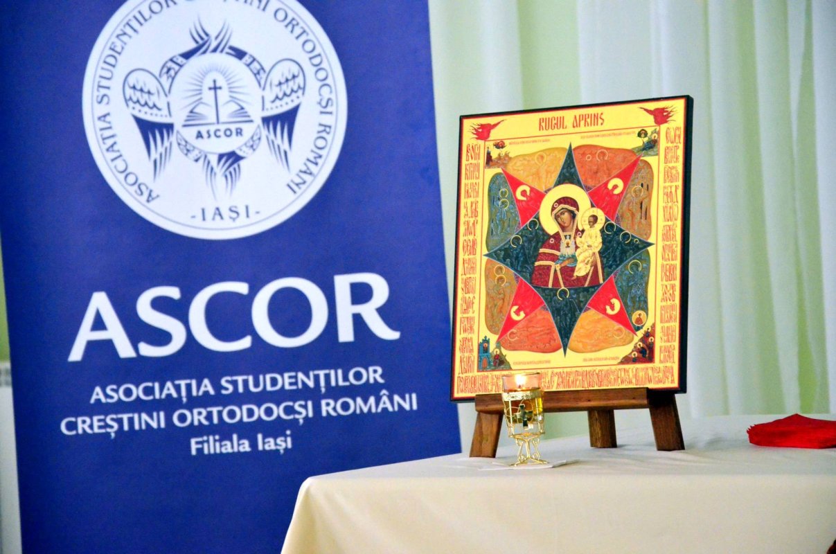 Întâlnire cu noii membri, organizată de ASCOR Iaşi 50064