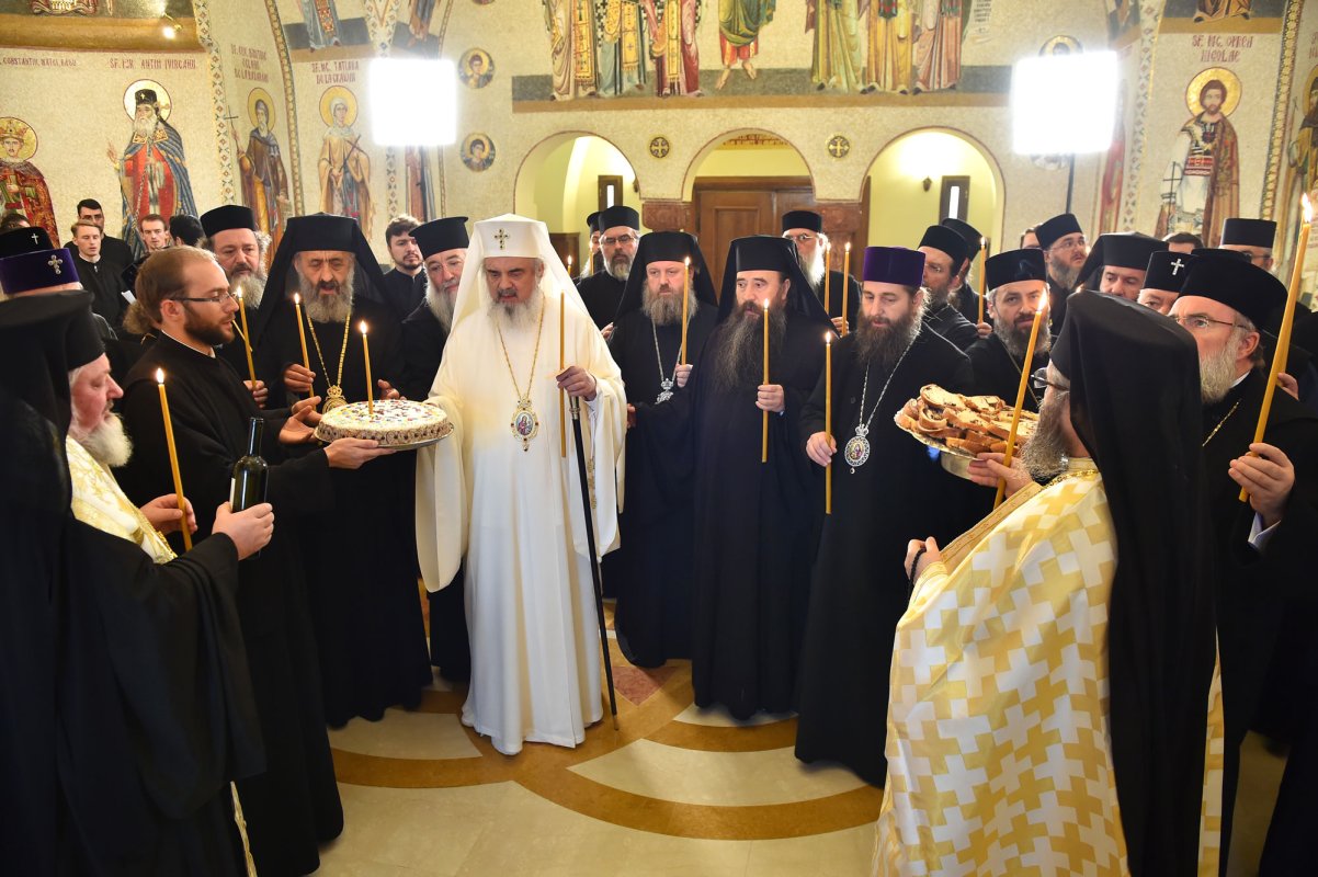 Rugăciune pentru victimele de la Colectiv la Patriarhie 50116