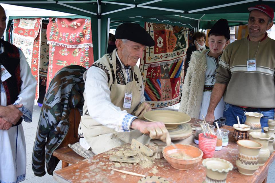 Târgul Meșterilor Populari din Bănie 50086