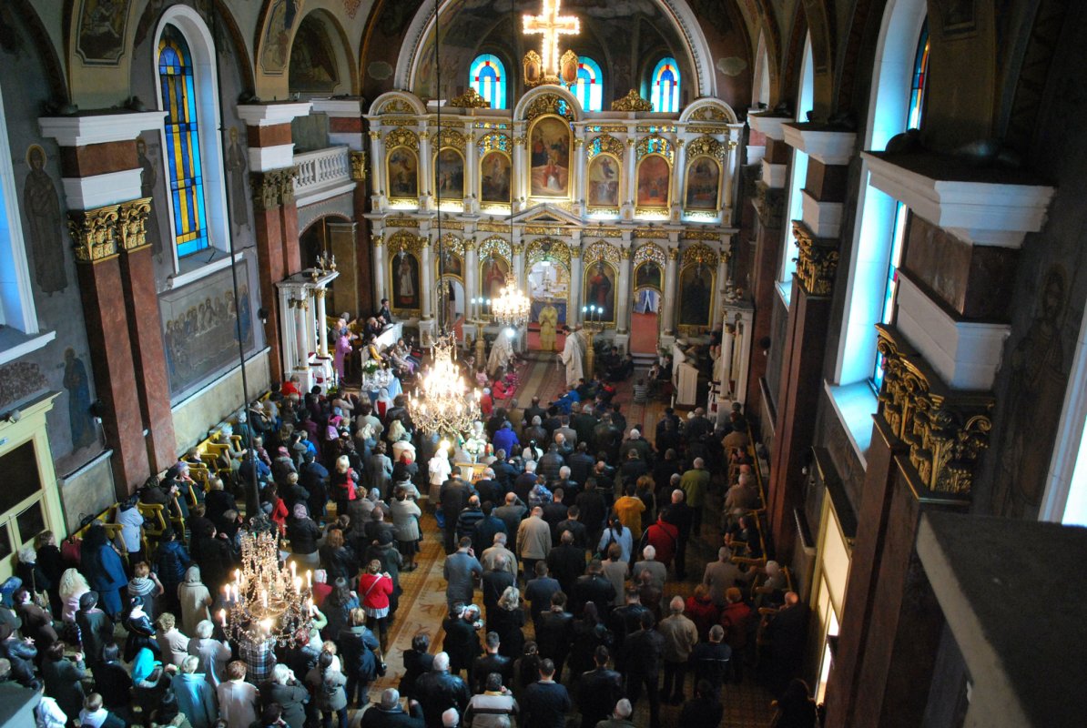 Slujiri arhierești în Mitropolia Banatului 50053