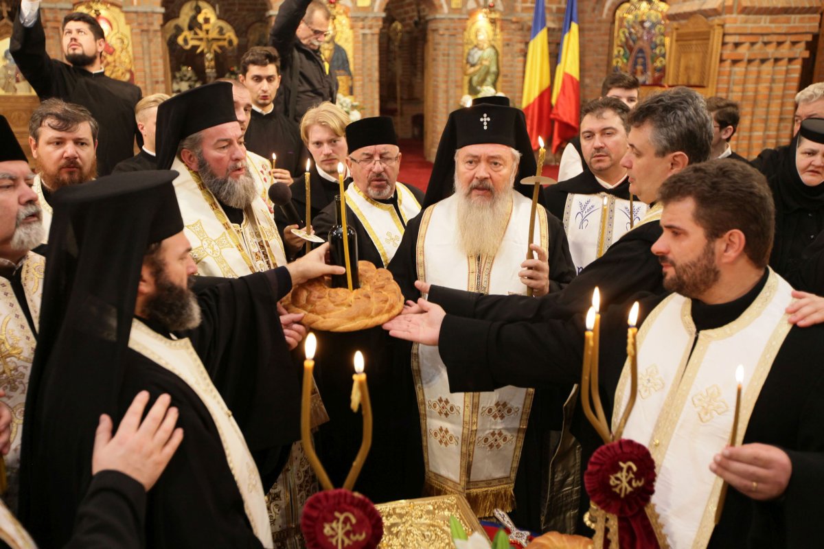 Înaltpreasfințitul Justinian va fi înmormântat la Rohia 49942