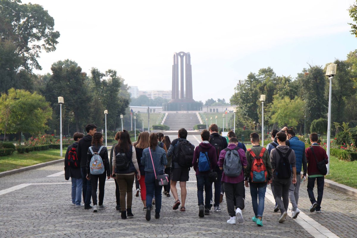 Tururi culturale pentru adolescenți 49956