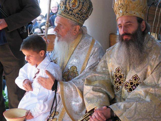 IPS Justinian Chira - blândul arhiereu al lui Hristos 49873