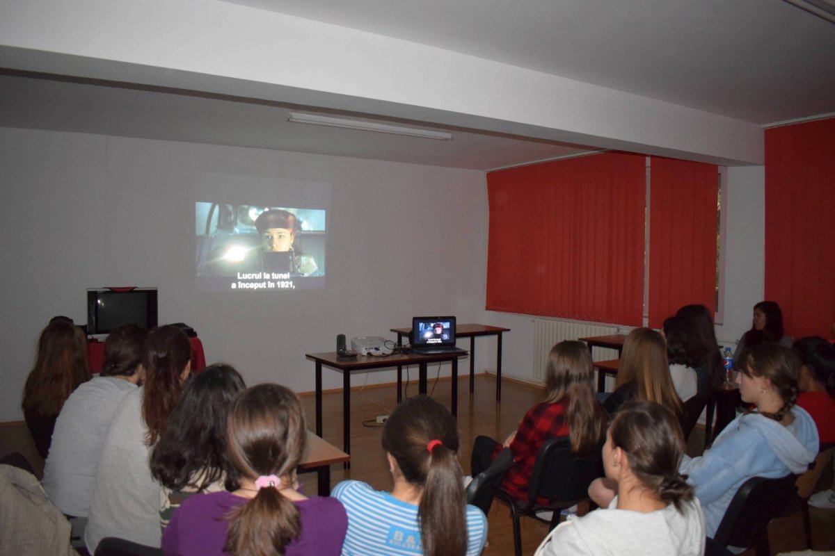 La Pedagogic se învaţă şi prin experienţe 49791