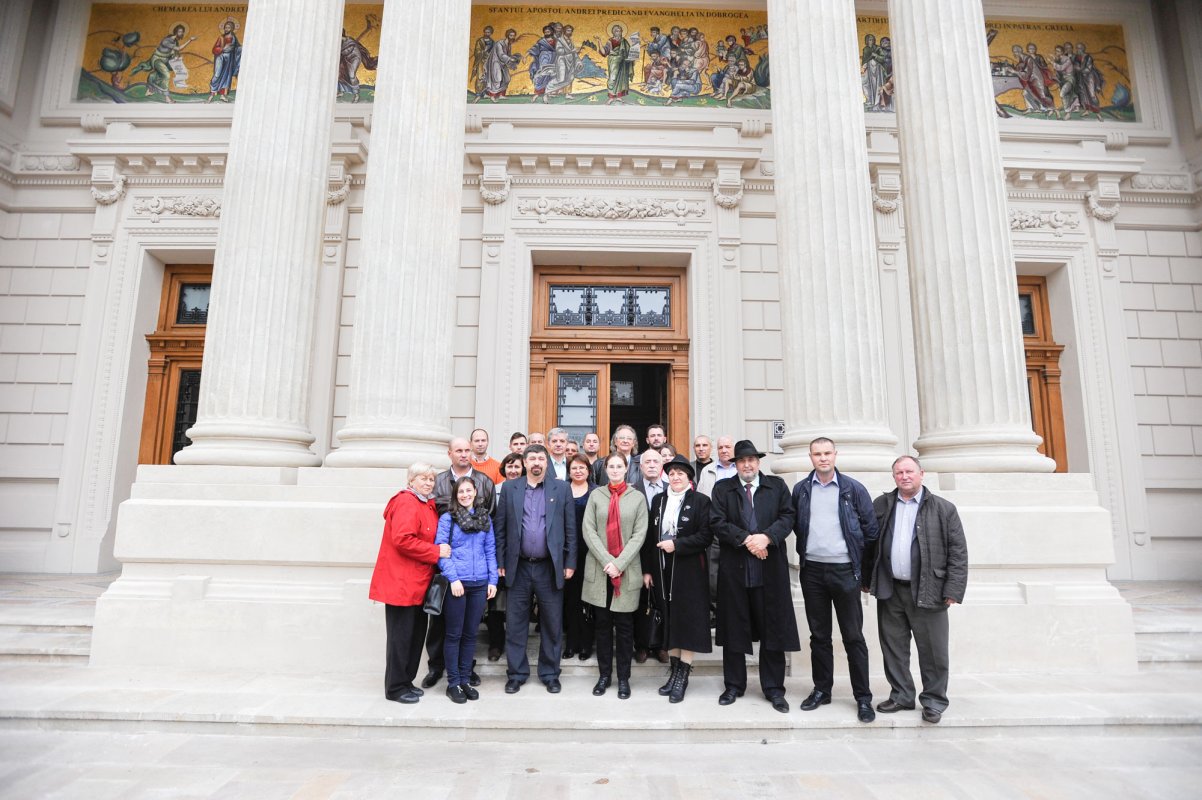 Peste 4.000 de turiști la Palatul Patriarhiei 49847