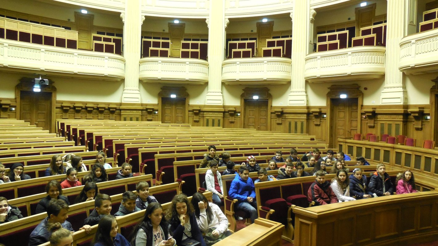 Peste 4.000 de turiști la Palatul Patriarhiei 49848