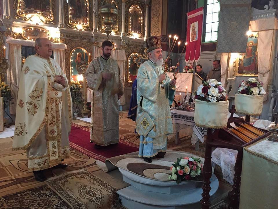 Slujirile ierarhilor bănățeni 49573