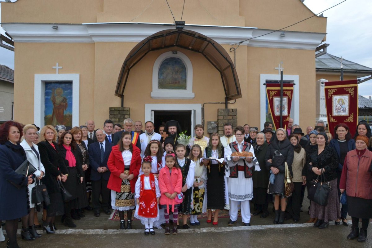 Slujirile ierarhilor bănățeni 49576