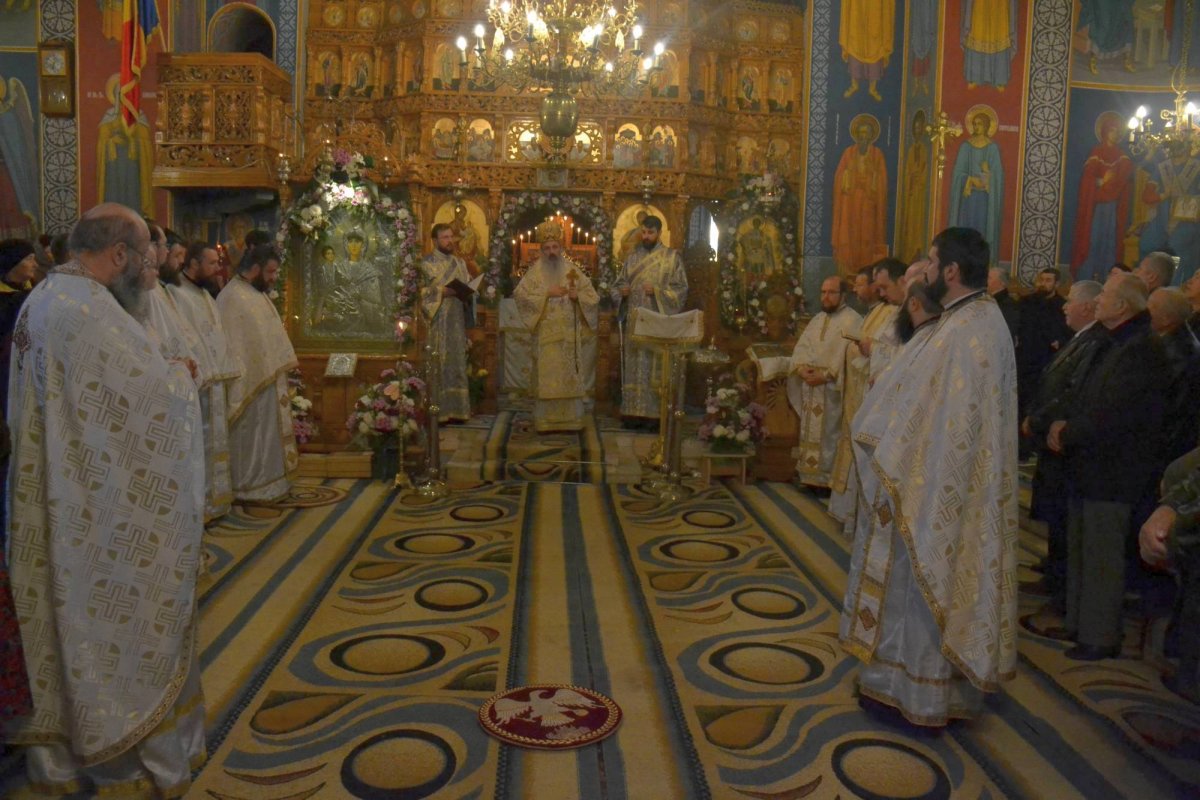 Conferinţă semestrială cu preoţii din Roznov şi Ceahlău 49547