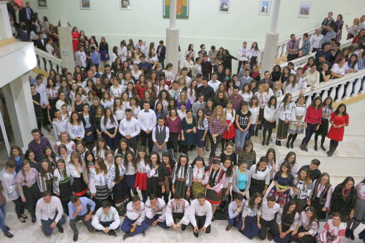 O seară românească la ASCOR Iaşi 49475