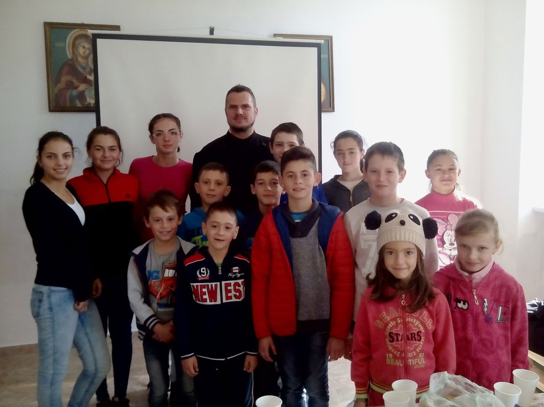 Activități catehetice, sociale şi culturale în Parohia Părău, Braşov 49491