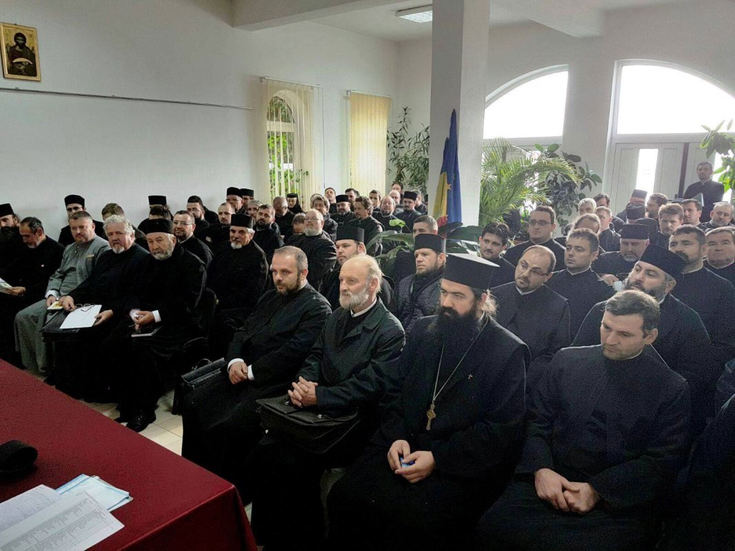 Conferinţă preoţească de toamnă în Protopopiatul Aiud 49492