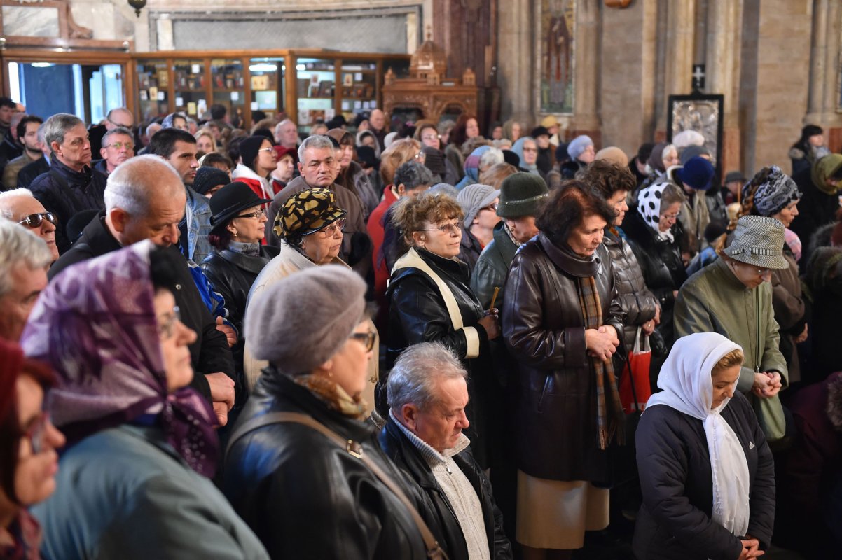 Hramul Parohiei Parcul Domeniilor - Caşin 49532