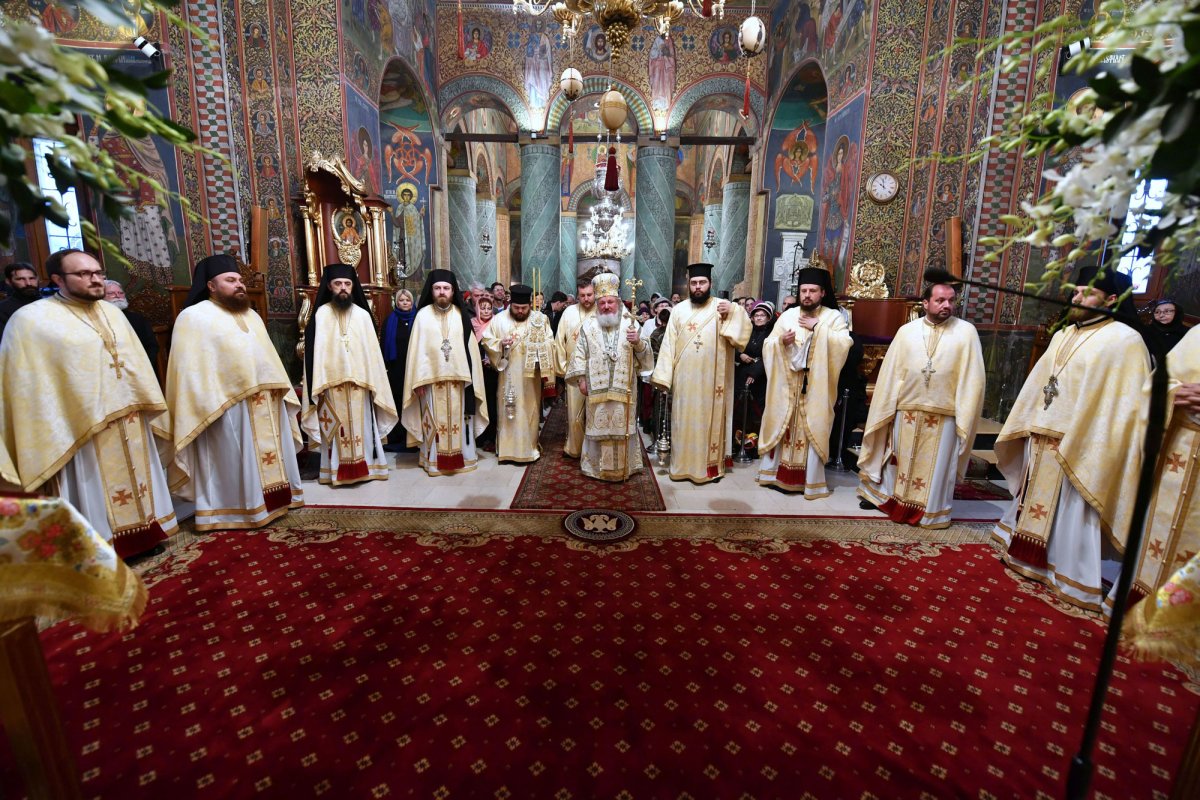 Hramul Mănăstirii Radu Vodă din Capitală 49445