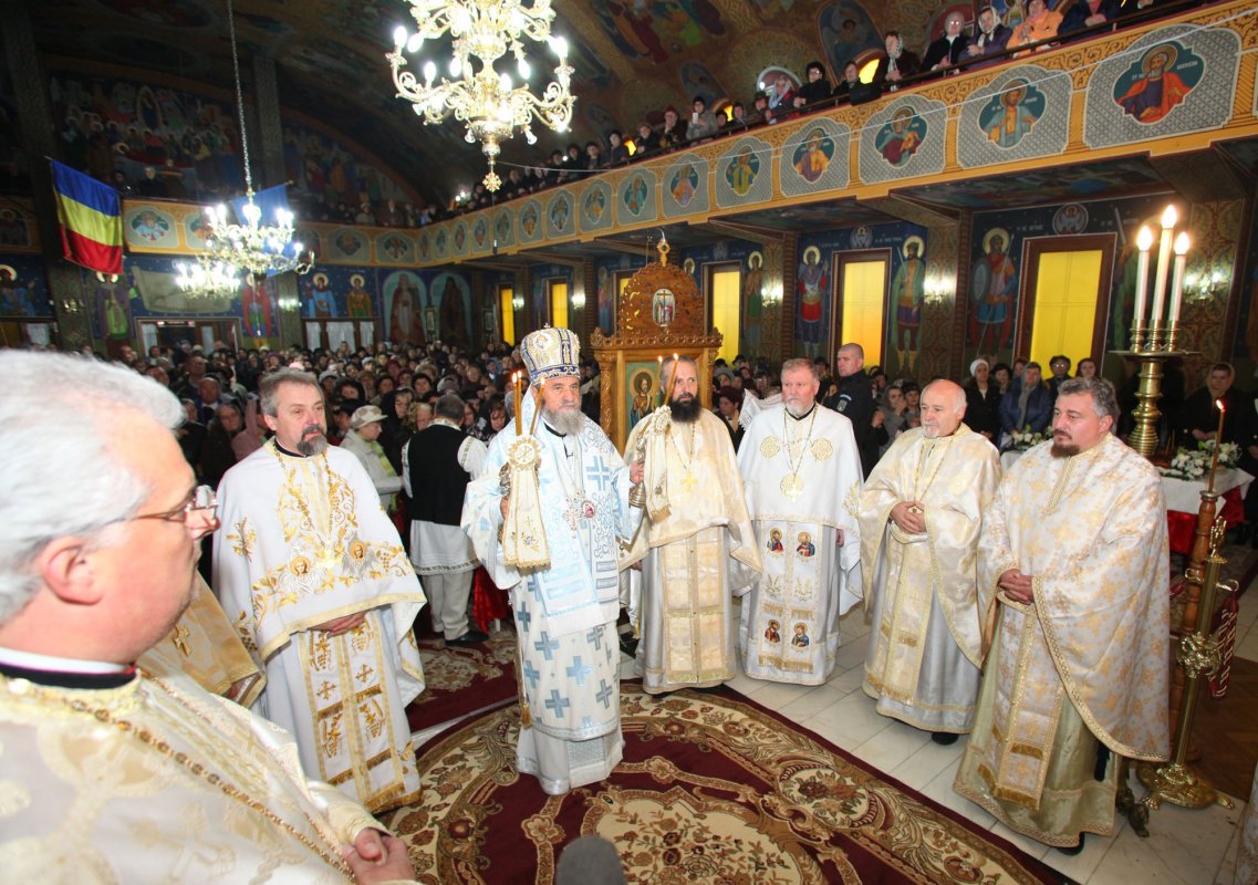 Hramul Sfinţilor Arhangheli Mihail şi Gavriil în Transilvania 49413