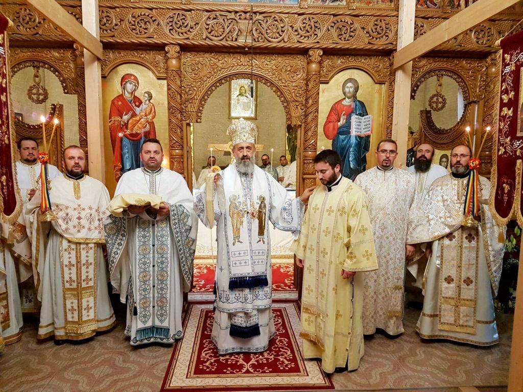 Hramul Sfinţilor Arhangheli Mihail şi Gavriil în Transilvania 49414