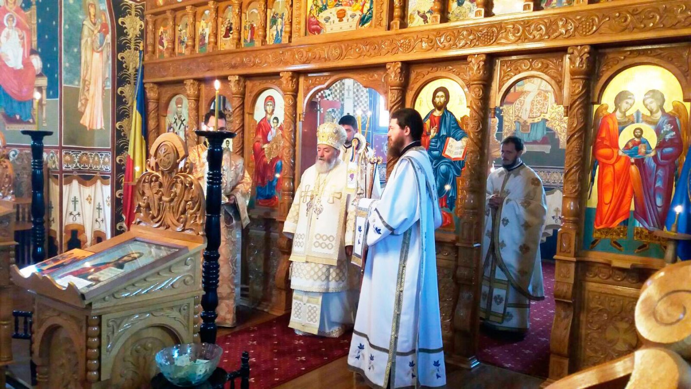 Hramul Sfinţilor Arhangheli Mihail şi Gavriil în Transilvania 49418