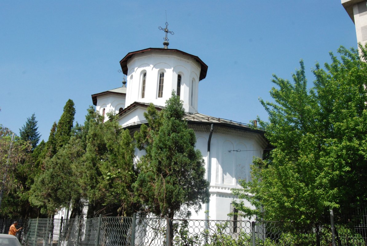 Biserica şi şcoala, împreună în bucurie de prăznuire 49370