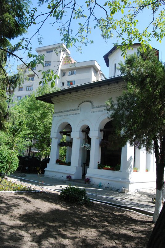 Biserica şi şcoala, împreună în bucurie de prăznuire 49372