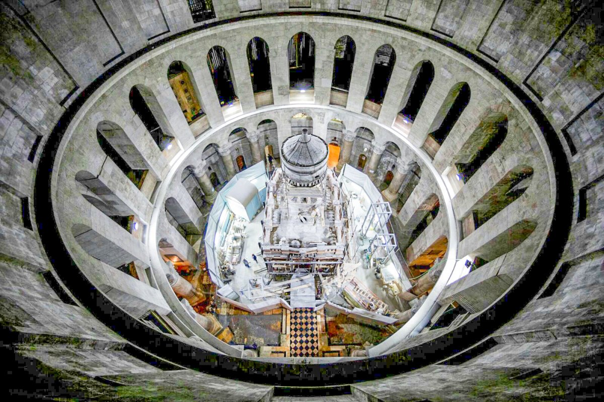 Eveniment istoric la Biserica Sfântului Mormânt 49341