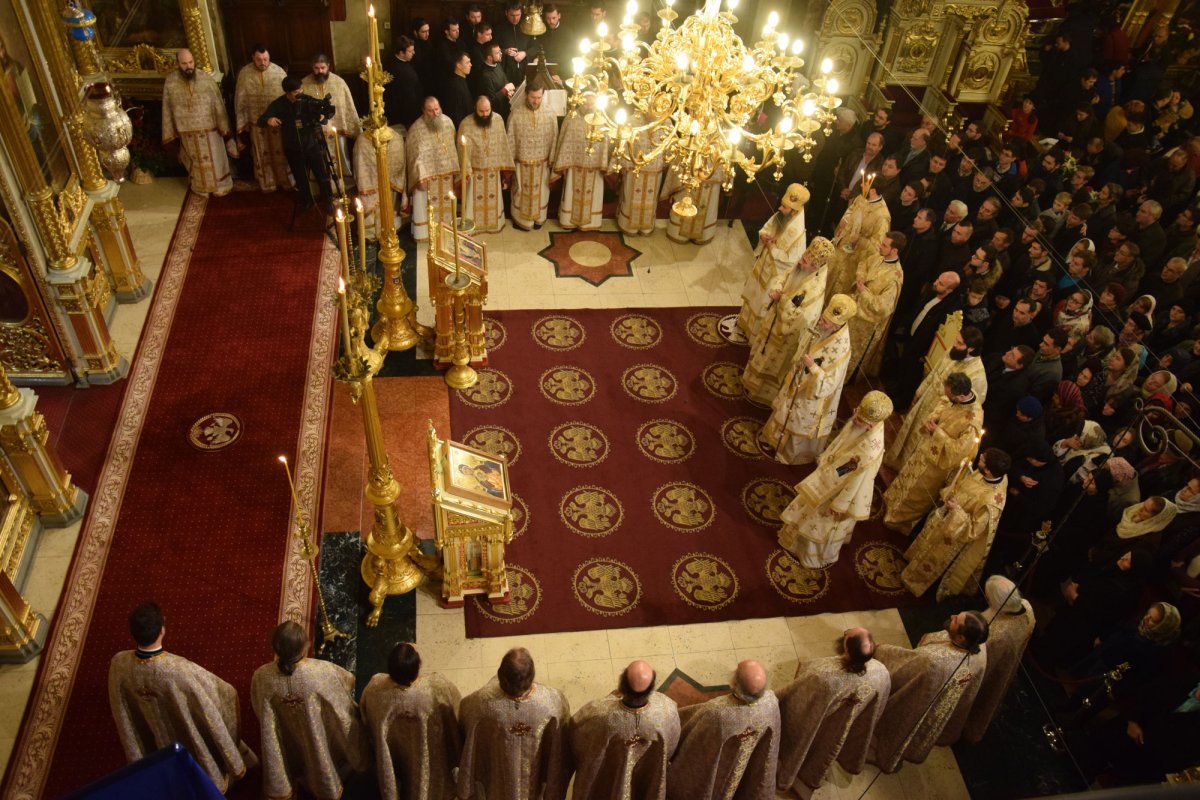 „Cine judecă pe aproapele face un pas de lucrare antihristică“ 49186