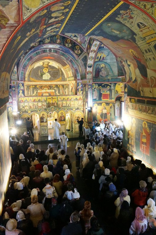 Fresca Bisericii „Sfântul Nicolae” din Câmpina a fost sfințită 49249