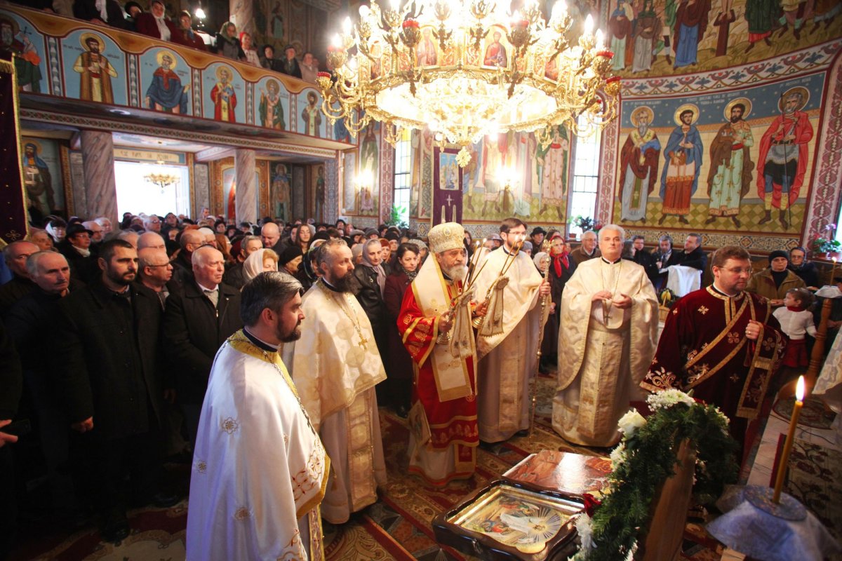 Hramuri şi slujiri arhiereşti în Transilvania 49193