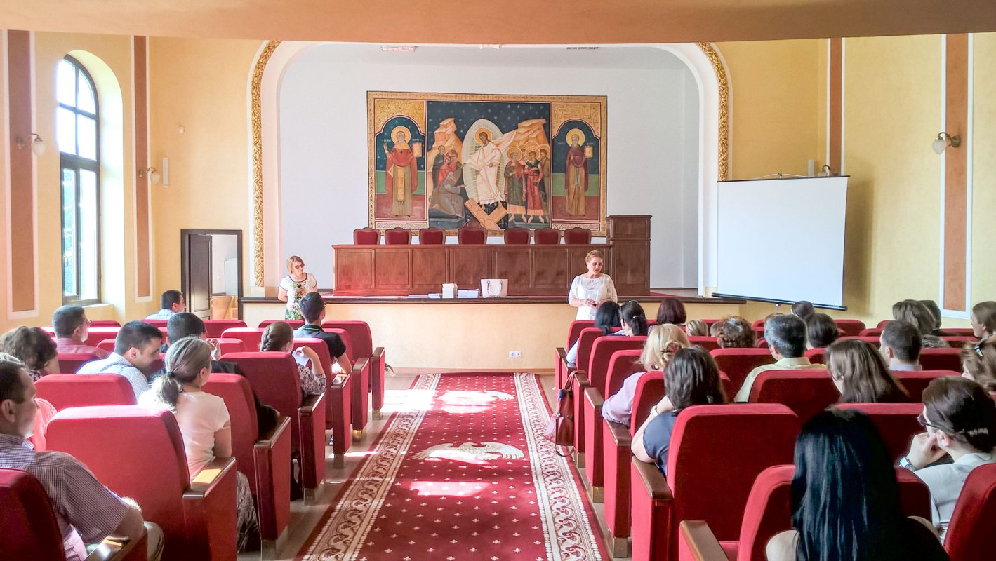 „Părinţi pentru copii”, fii pentru Dumnezeu şi Biserică 49208