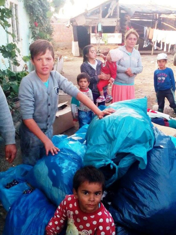 Campanii de ajutorare a semenilor iniţiate de Parohia Petreşti I, Protopopiatul Sebeş 49138