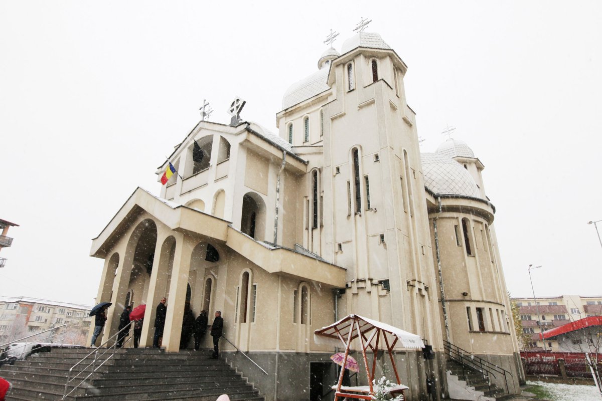 Slujiri arhiereşti în Duminica a XXV-a după Rusalii 49130