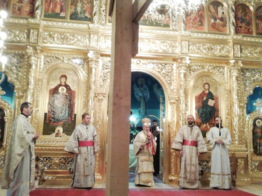 Zile de sărbătoare şi Liturghii arhierești în Mitropolia Banatului 49149