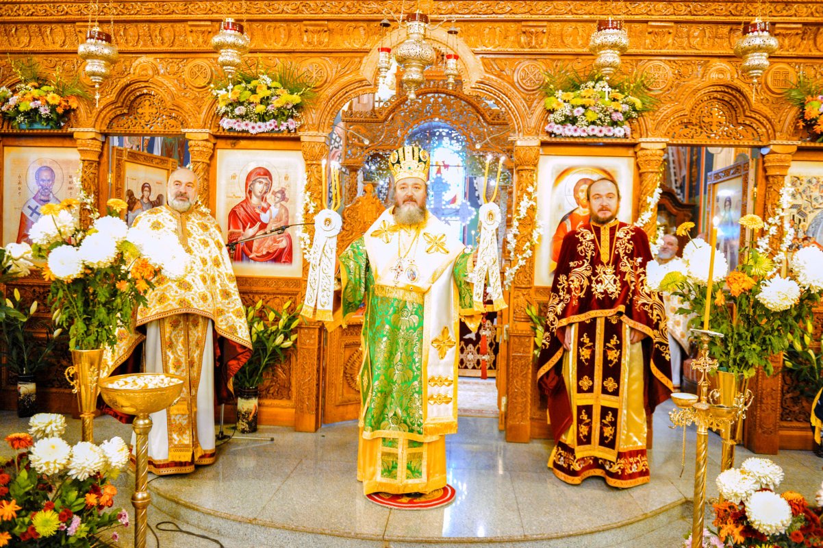 Sfântul Cuvios Paisie sărbătorit în Capitală 49093