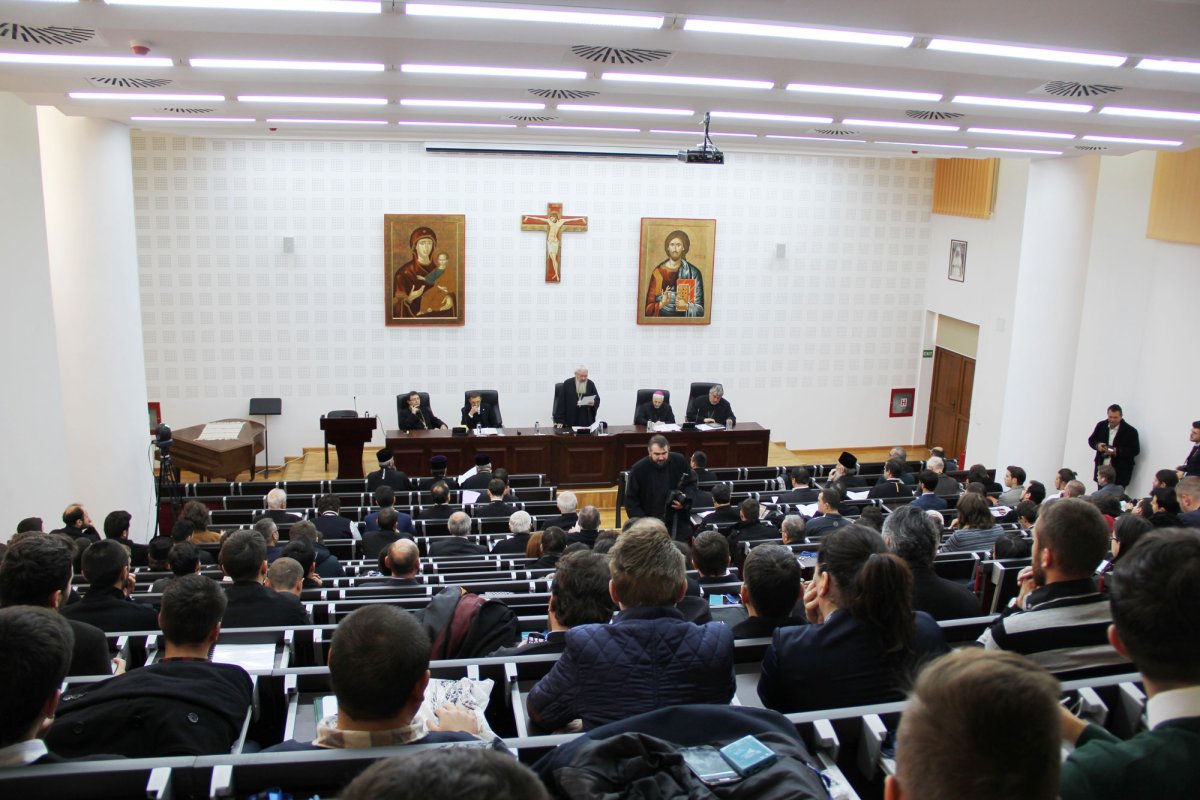 Simpozion internaţional dedicat educaţiei creştine, la Cluj-Napoca 49074