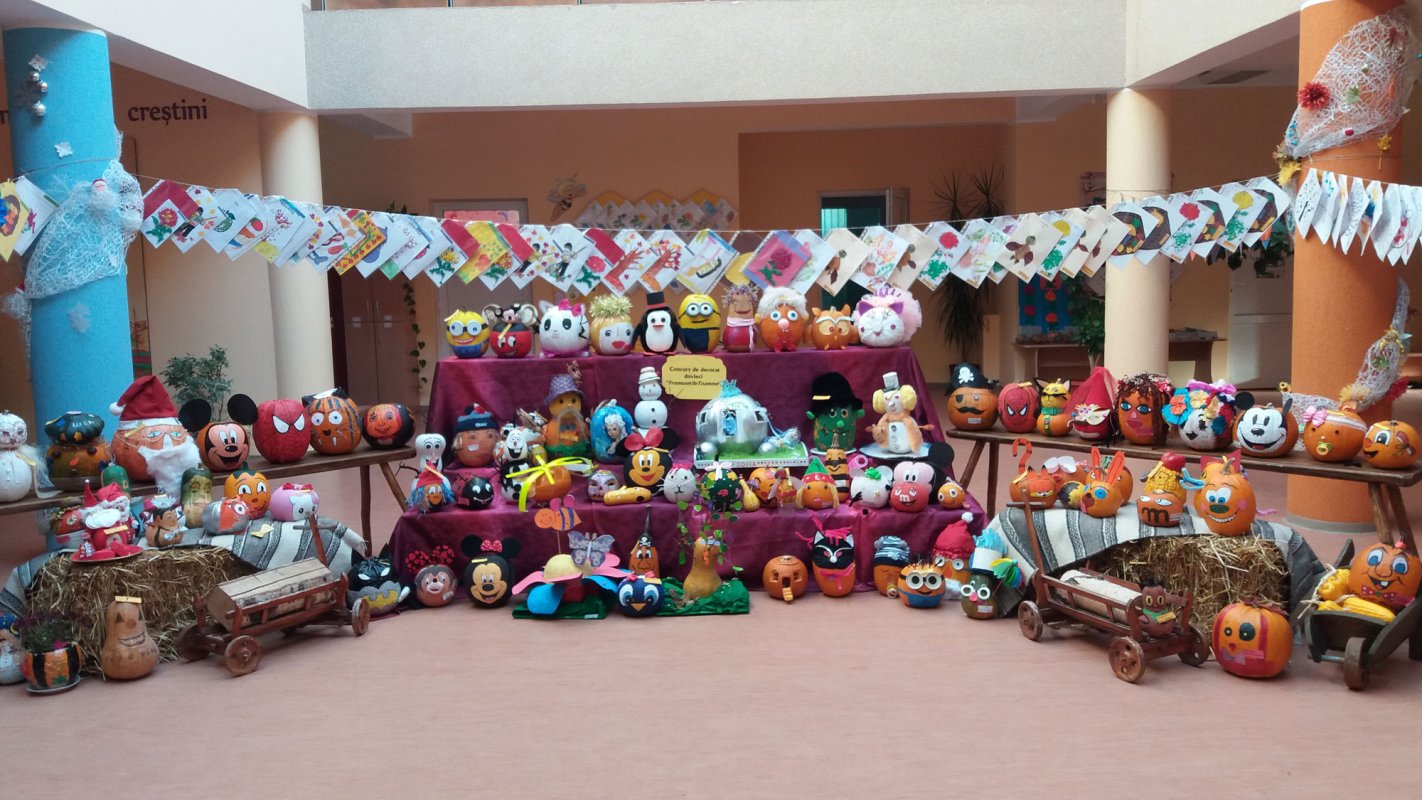 Expoziţie de toamnă la Grădiniţa „Sfântul Ioan cel Nou de la Suceava“ 49024