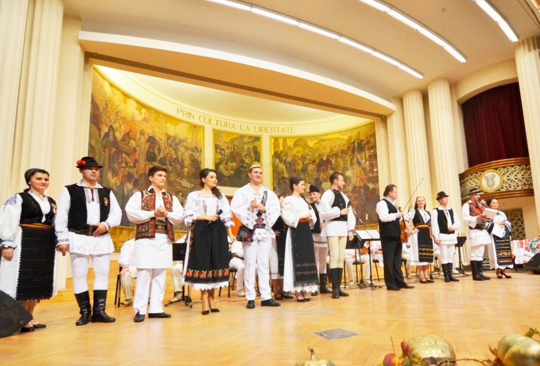 Spectacol caritabil la Cluj-Napoca 48951