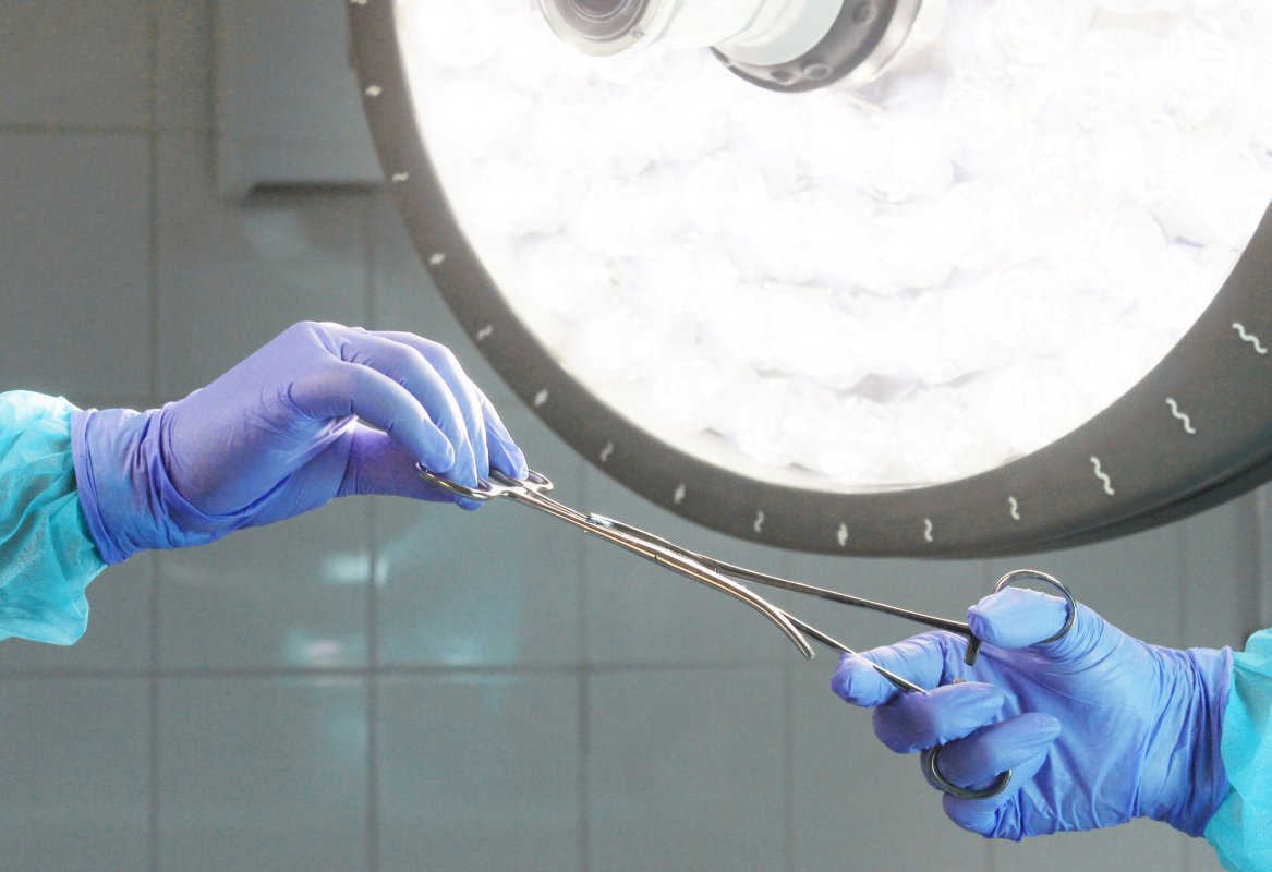 Curajul de a trece printr-o intervenţie chirurgicală 48875