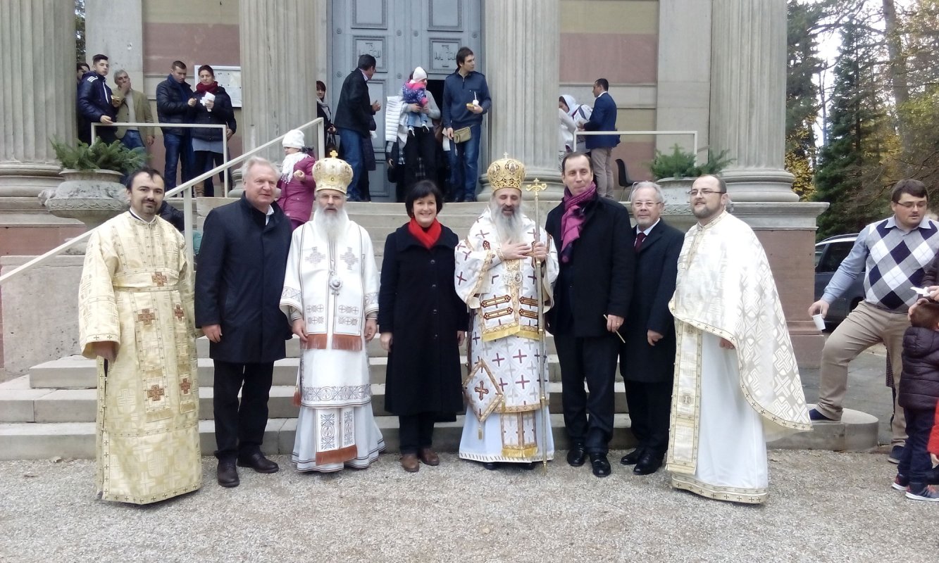 IPS Teofan a resfinţit cripta Capelei „Sfântul Arhanghel Mihail“ din Baden-Baden 48817