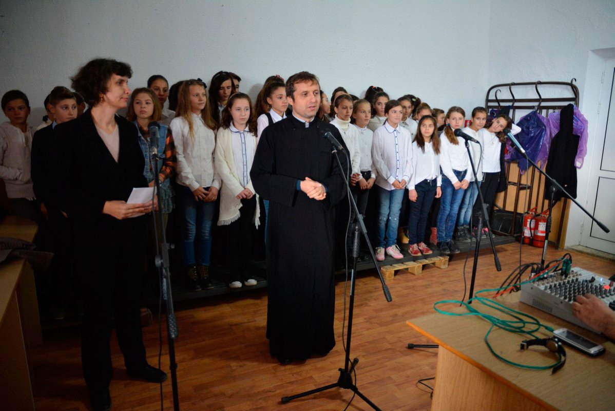 Apostolat prin cercul de pictură, la Şcheia 48762