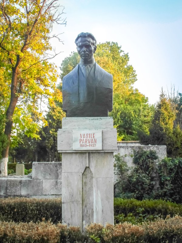 Lecţia „actorului tragic” 48810