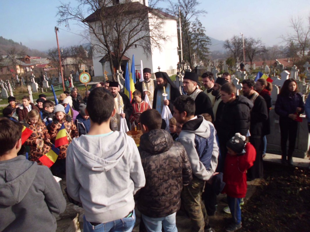 Slujbă de pomenire pentru deținuții politici încarcerați la Târgu Ocna 48808