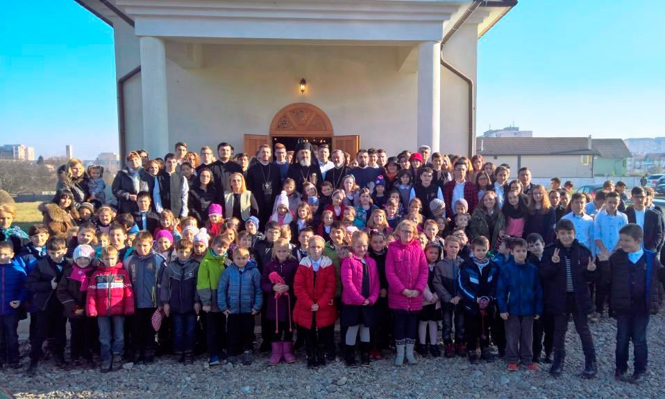 Praznicul Intrării în Biserică a Maicii Domnului 48709