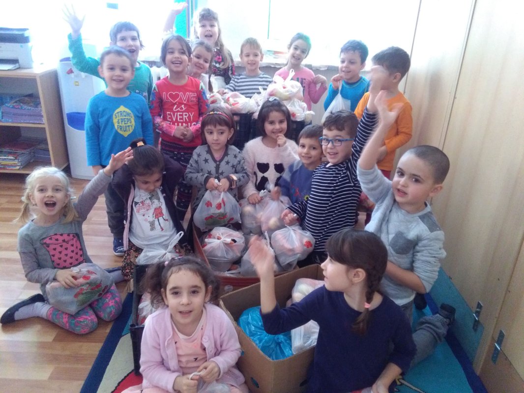 „Săptămâna legumelor şi a fructelor donate“, în Parohia Stânca Roznovanu 48704