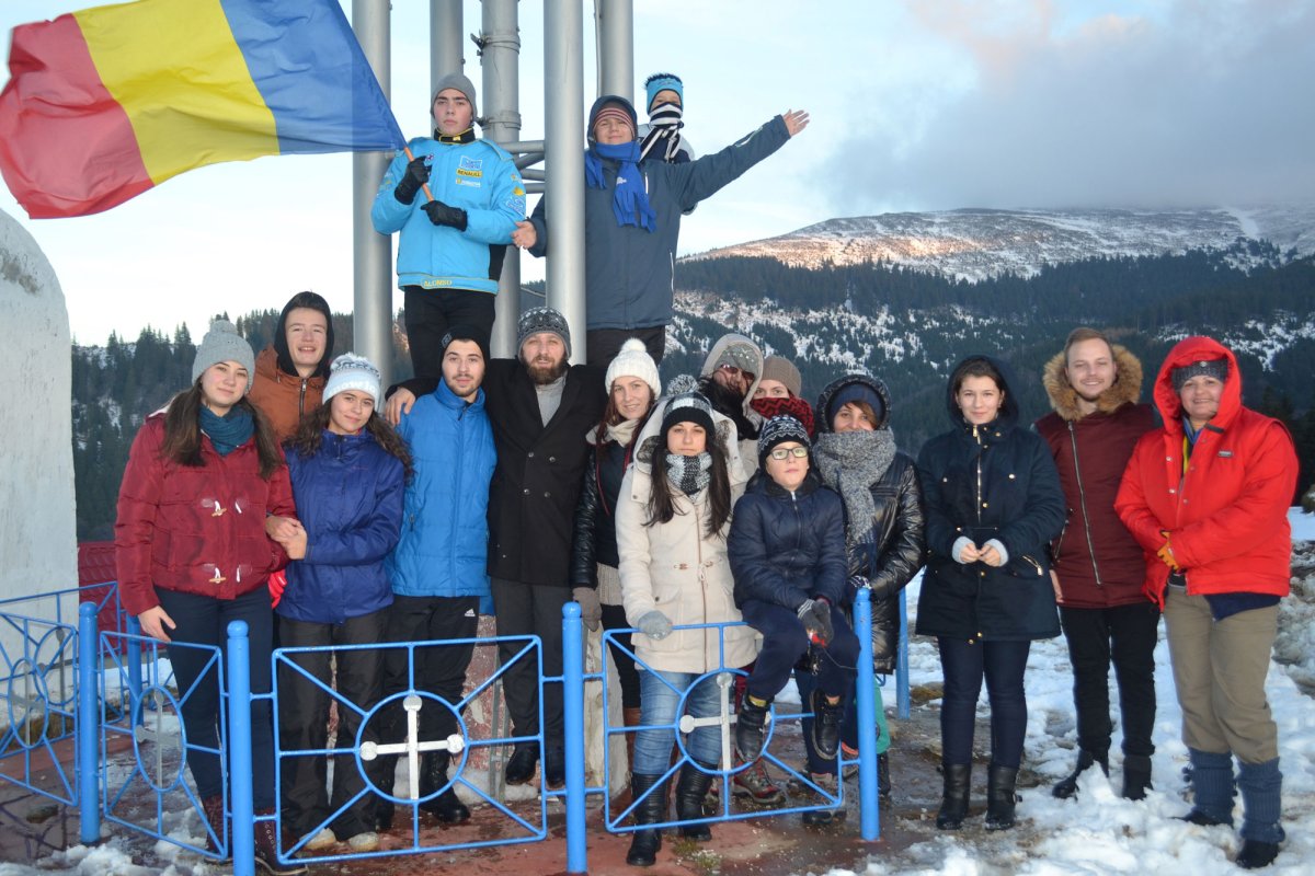 Împreună pentru tinerii noștri 48600