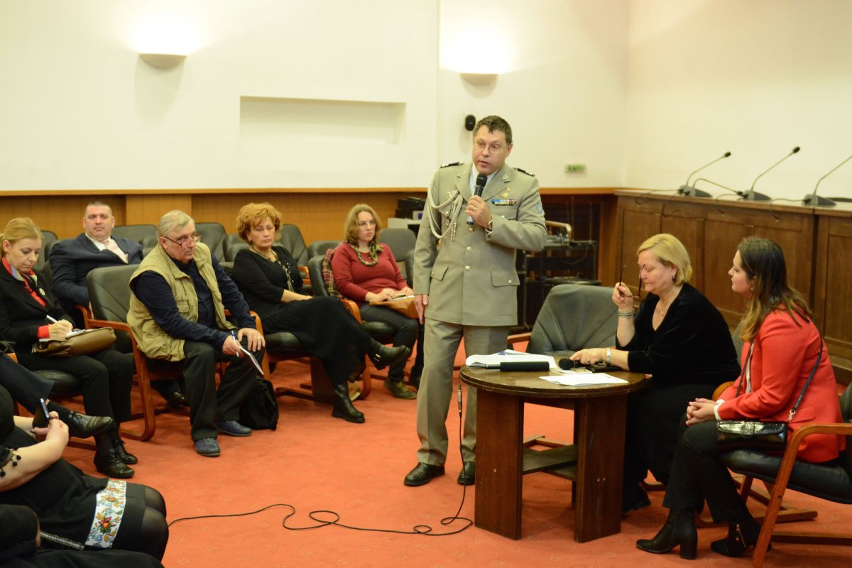 Omagiu pentru eroii din satele româneşti 48621