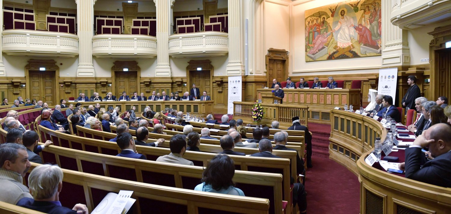 Adunare solemnă la Palatul Patriarhiei 48494