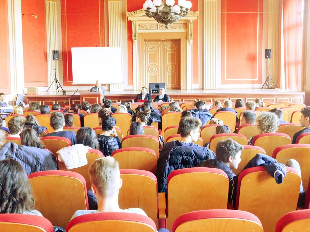 Două conferințe despre curaj 48540